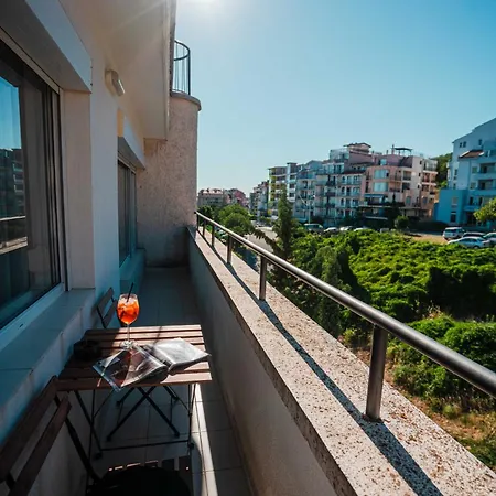 شقة Hrizantema *